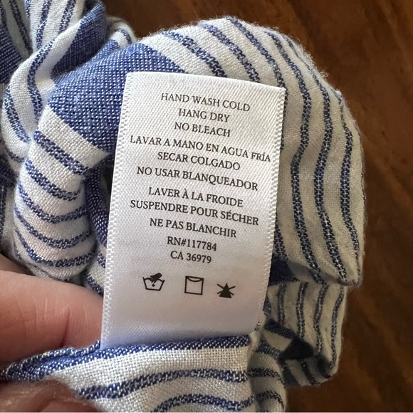 Rails Eloise Tristan Striped Button Down Shirt Blue White Womens size medium - Picture 14 of 15